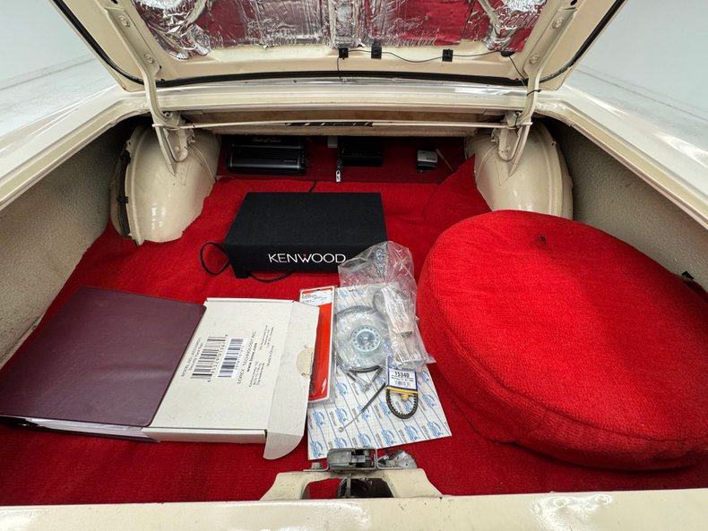 Mercury-Comet-1963-Sulanta-White-Red-35