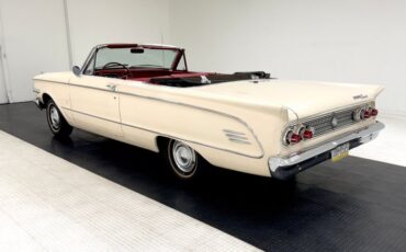 Mercury-Comet-1963-Sulanta-White-Red-4