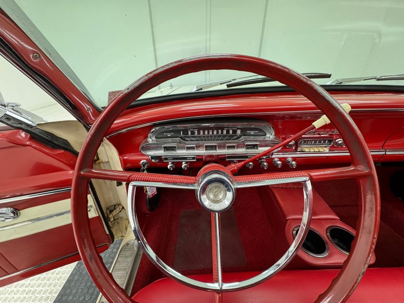 Mercury-Comet-1963-Sulanta-White-Red-45