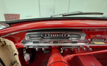 Mercury-Comet-1963-Sulanta-White-Red-46