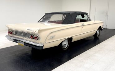 Mercury-Comet-1963-Sulanta-White-Red-6