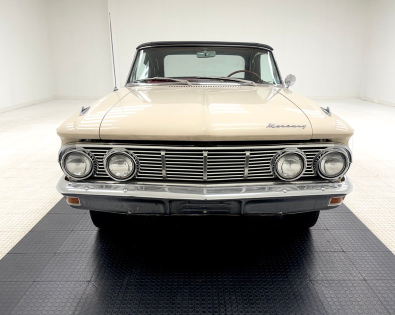 Mercury-Comet-1963-Sulanta-White-Red-9