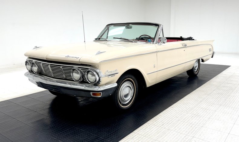 Mercury-Comet-1963-Sulanta-White-Red