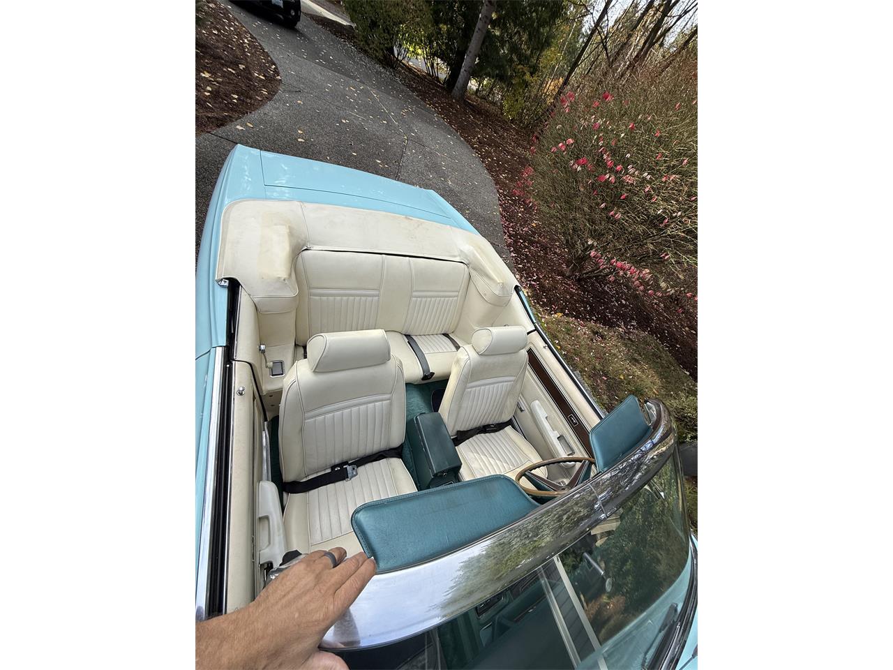 Mercury-Cougar-1969-Robins-egg-Blue-WhiteGreen-14