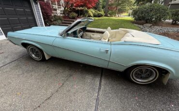 Mercury-Cougar-1969-Robins-egg-Blue-WhiteGreen-3