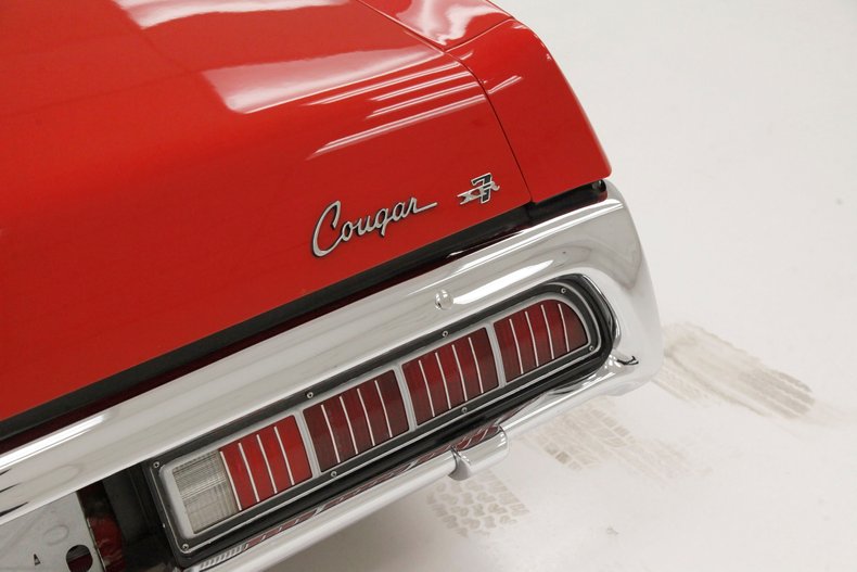 Mercury-Cougar-1973-Bright-Red-White-25