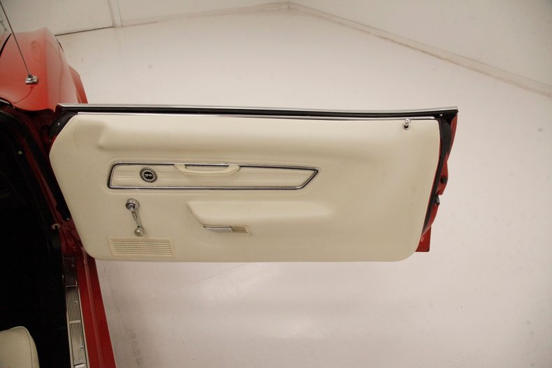 Mercury-Cougar-1973-Bright-Red-White-27