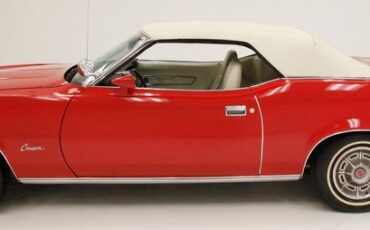 Mercury-Cougar-1973-Bright-Red-White-3