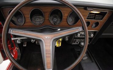 Mercury-Cougar-1973-Bright-Red-White-30