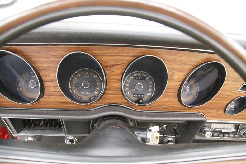 Mercury-Cougar-1973-Bright-Red-White-31