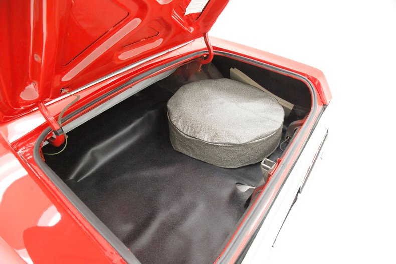 Mercury-Cougar-1973-Bright-Red-White-44