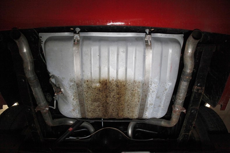 Mercury-Cougar-1973-Bright-Red-White-46