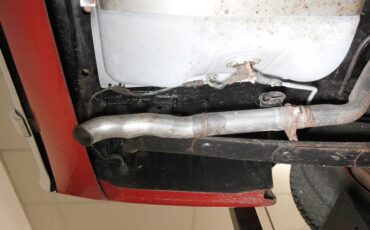 Mercury-Cougar-1973-Bright-Red-White-47