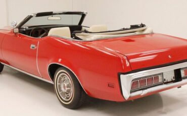 Mercury-Cougar-1973-Bright-Red-White-5
