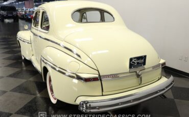 Mercury-Coupe-1946-Light-Yellow-Dark-Red-12