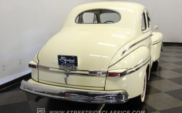 Mercury-Coupe-1946-Light-Yellow-Dark-Red-14