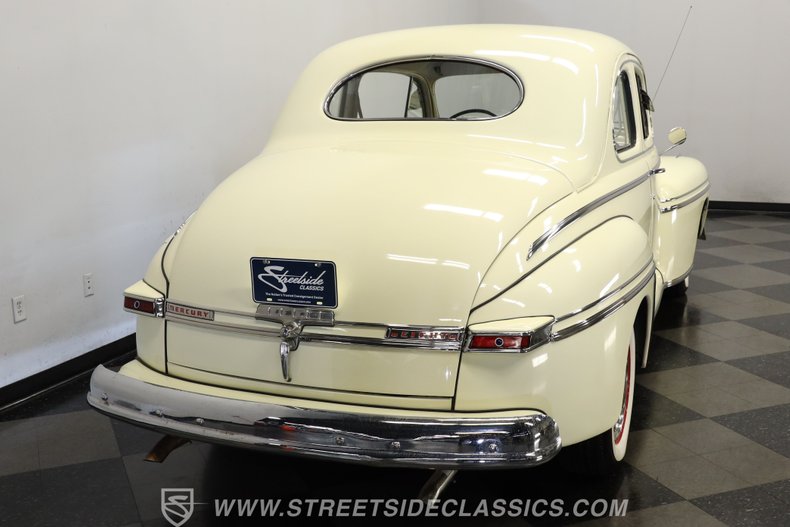 Mercury-Coupe-1946-Light-Yellow-Dark-Red-14