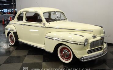 Mercury-Coupe-1946-Light-Yellow-Dark-Red-18