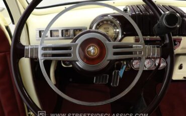 Mercury-Coupe-1946-Light-Yellow-Dark-Red-34