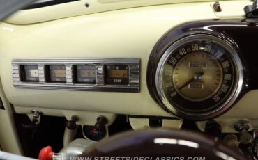 Mercury-Coupe-1946-Light-Yellow-Dark-Red-35
