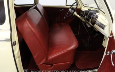Mercury-Coupe-1946-Light-Yellow-Dark-Red-41