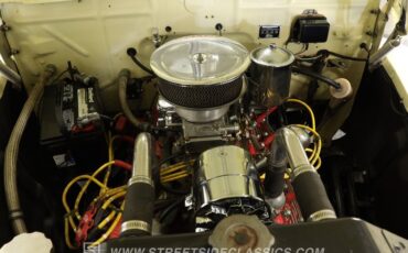 Mercury-Coupe-1946-Light-Yellow-Dark-Red-8