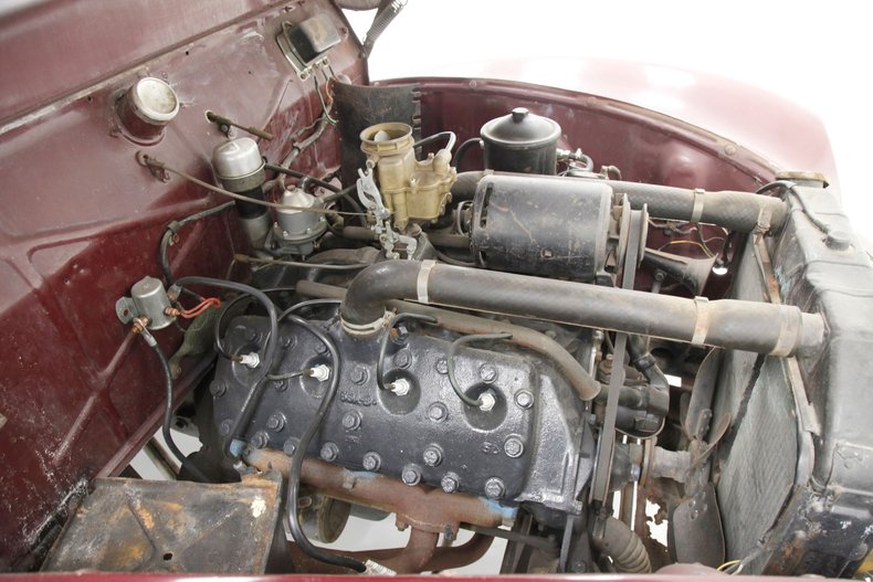 Mercury-Eight-1940-Maroon-Saddle-10