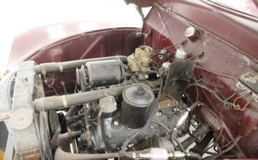 Mercury-Eight-1940-Maroon-Saddle-11