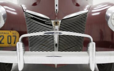 Mercury-Eight-1940-Maroon-Saddle-12