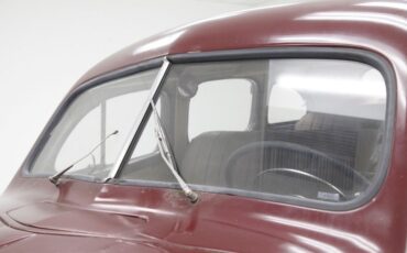 Mercury-Eight-1940-Maroon-Saddle-14