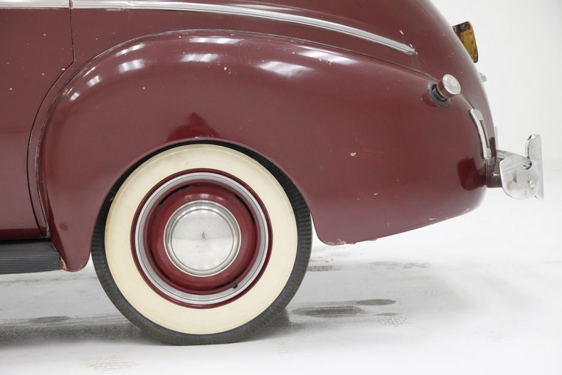 Mercury-Eight-1940-Maroon-Saddle-18