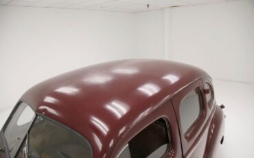 Mercury-Eight-1940-Maroon-Saddle-21