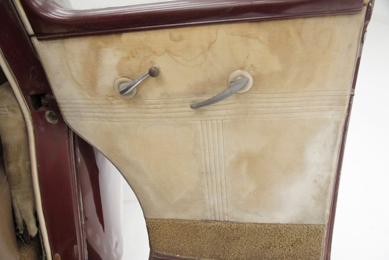 Mercury-Eight-1940-Maroon-Saddle-25