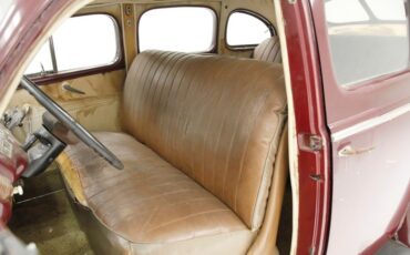 Mercury-Eight-1940-Maroon-Saddle-26