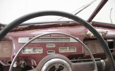Mercury-Eight-1940-Maroon-Saddle-27