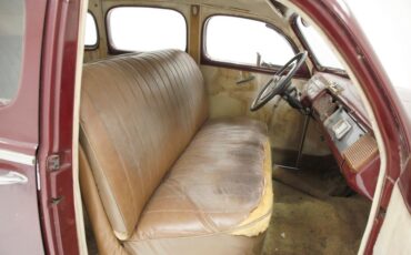 Mercury-Eight-1940-Maroon-Saddle-33