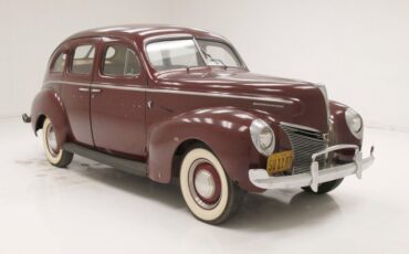 Mercury-Eight-1940-Maroon-Saddle-4