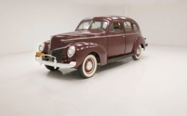 Mercury-Eight-1940-Maroon-Saddle-46