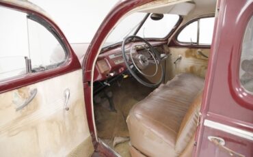 Mercury-Eight-1940-Maroon-Saddle-48