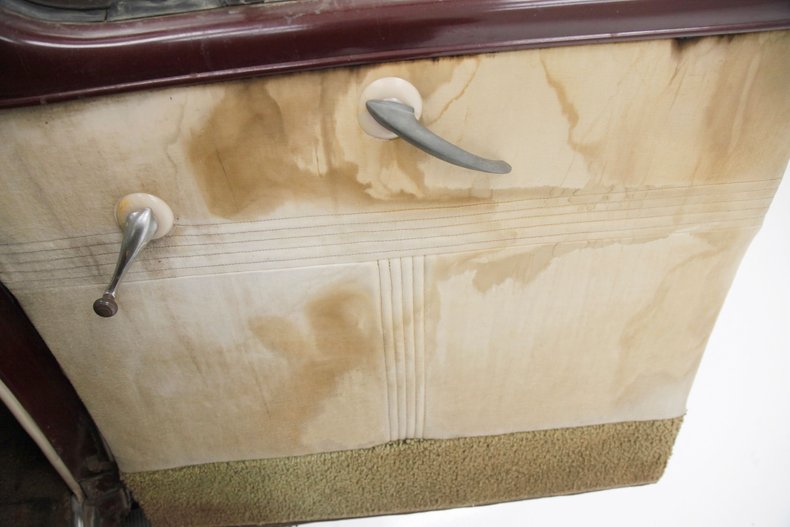 Mercury-Eight-1940-Maroon-Saddle-49