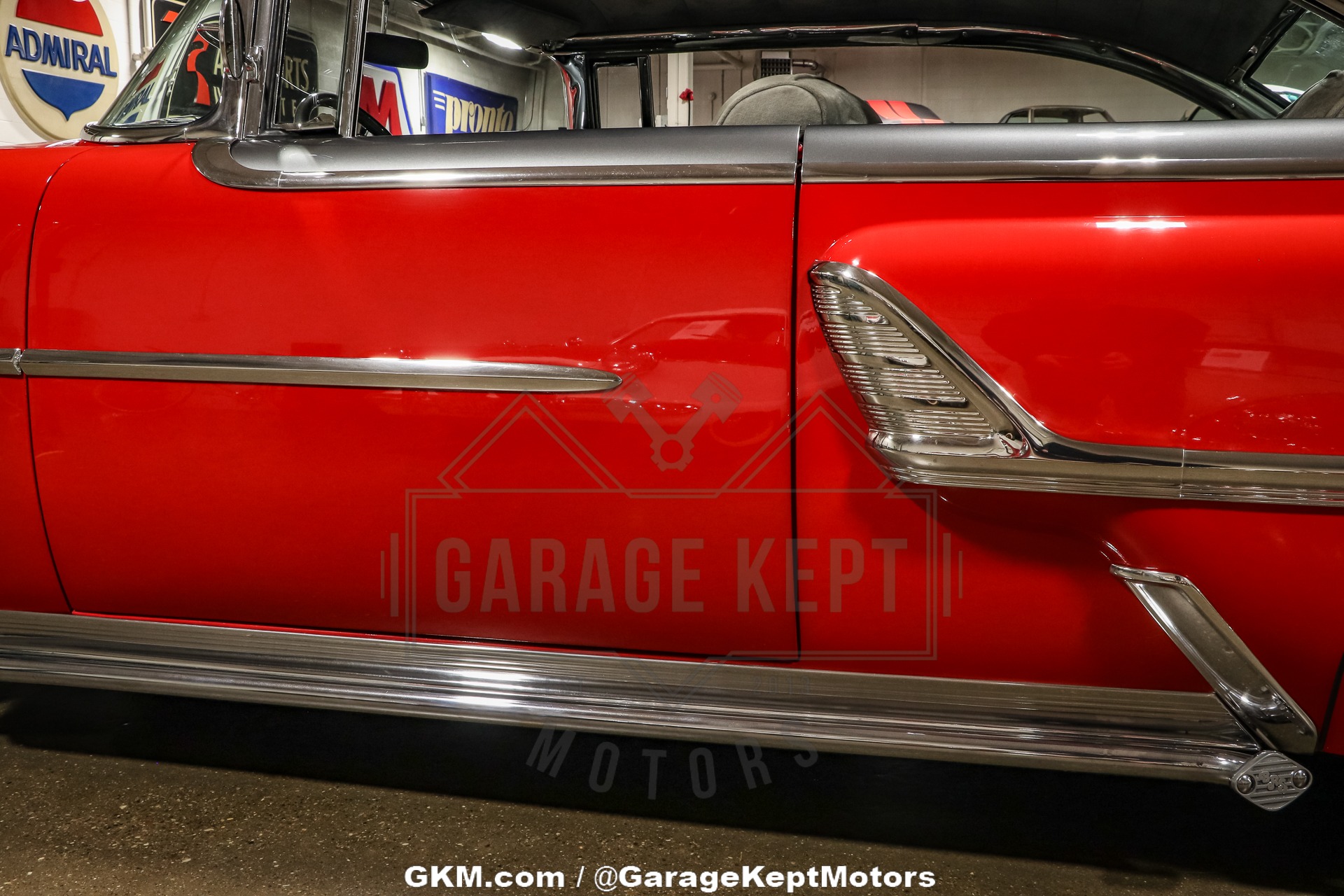 Mercury-Montclair-1955-Red-Gray-33