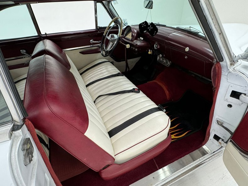 Mercury-Monterey-1953-White-Maroon-11