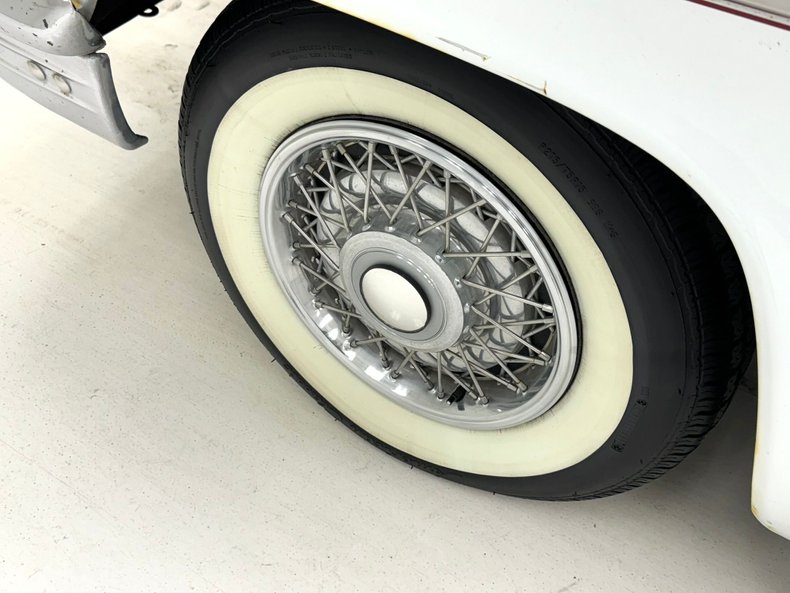 Mercury-Monterey-1953-White-Maroon-21