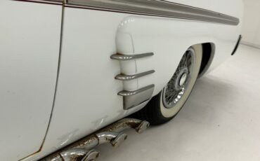 Mercury-Monterey-1953-White-Maroon-26