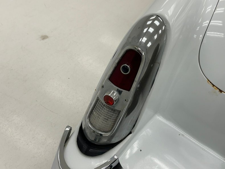 Mercury-Monterey-1953-White-Maroon-27