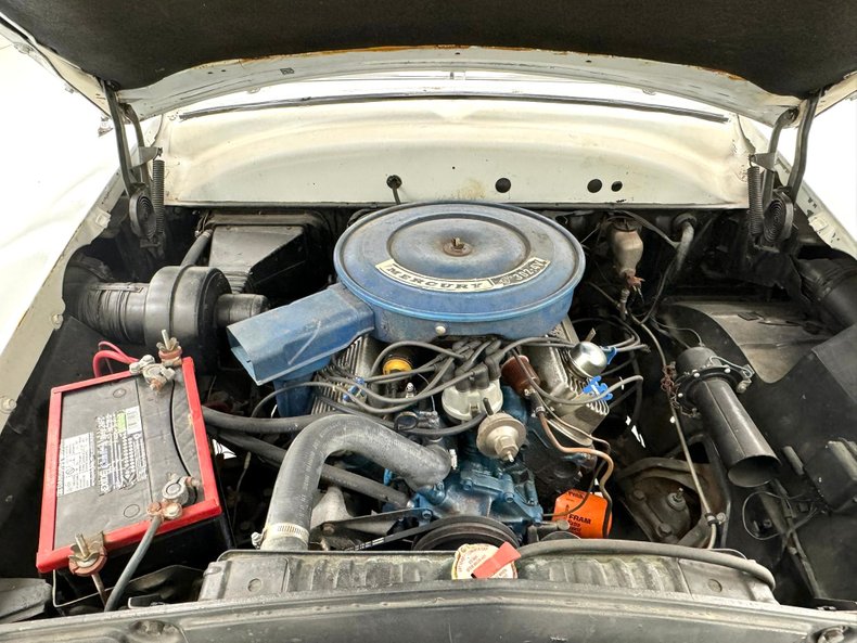 Mercury-Monterey-1953-White-Maroon-39