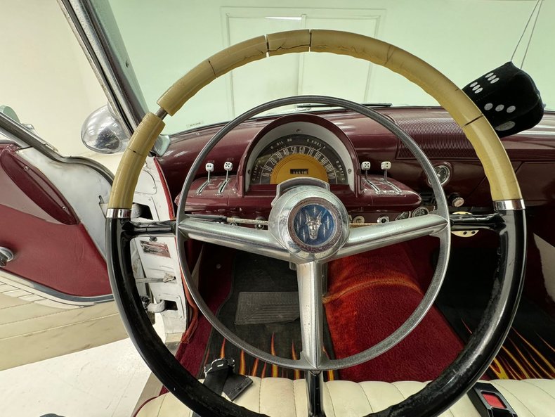 Mercury-Monterey-1953-White-Maroon-8