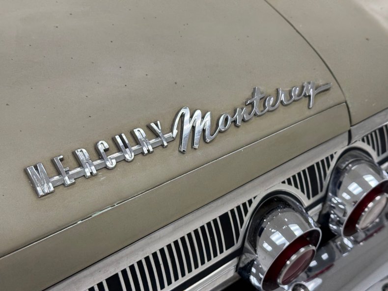 Mercury-Monterey-1963-Castilllian-Gold-Gold-13