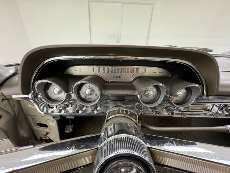 Mercury-Monterey-1963-Castilllian-Gold-Gold-15