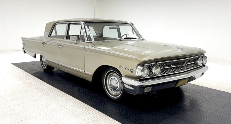 Mercury-Monterey-1963-Castilllian-Gold-Gold-20